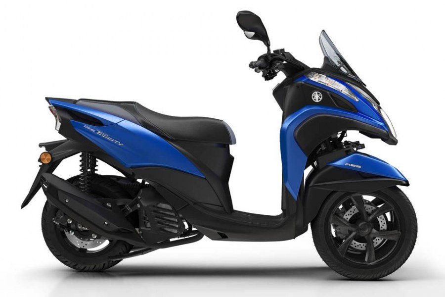 2017_YAMAHA_Tricity_155_04.jpg
