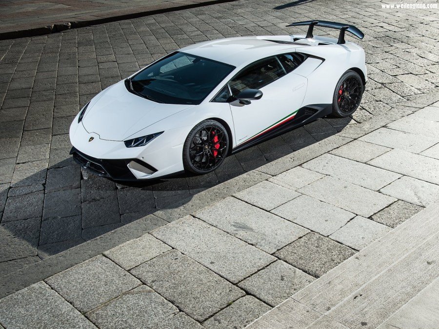 Lamborghini-Huracan_Performante-2018-1280-06.jpg