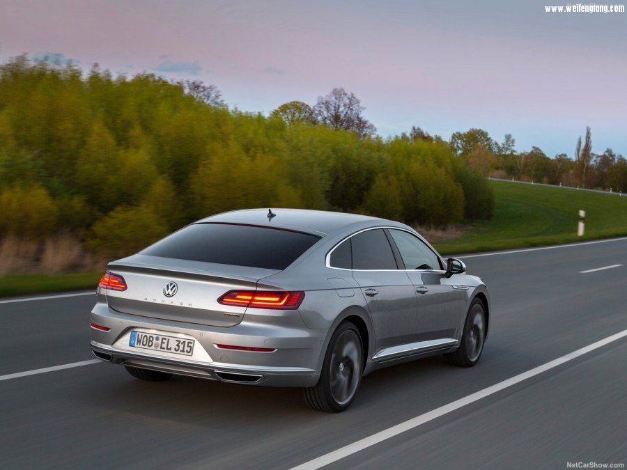 Volkswagen-Arteon-2018-1280-20.jpg