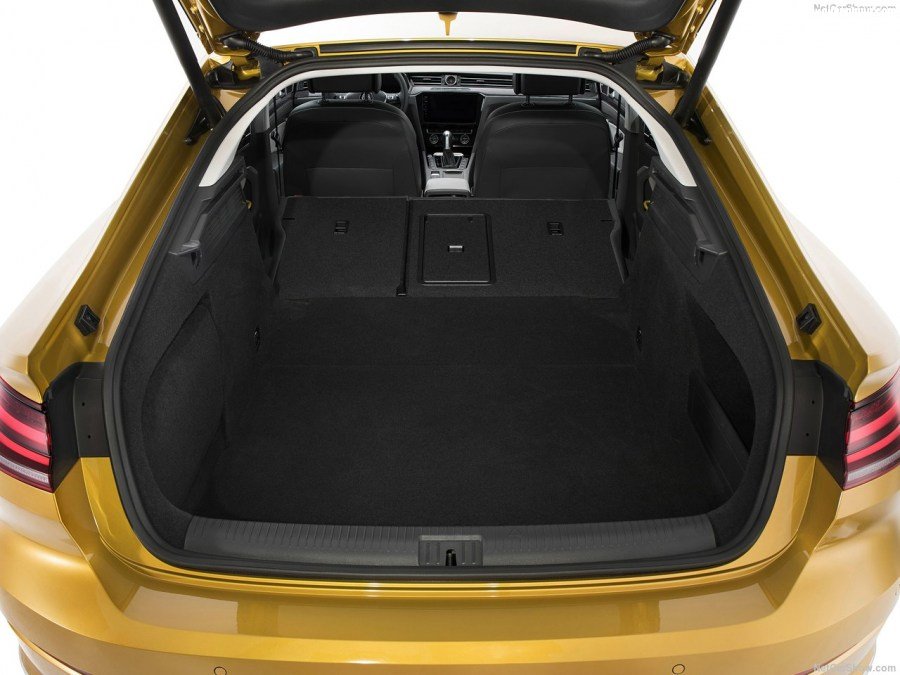 Volkswagen-Arteon-2018-1280-36.jpg