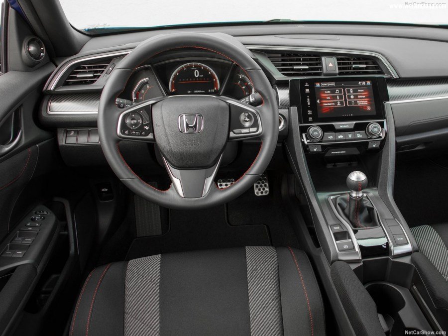 Honda-Civic_Si_Sedan-2017-1280-39.jpg