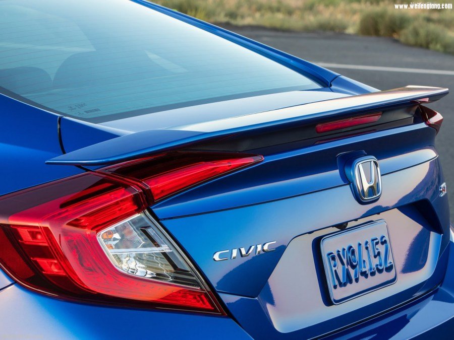 Honda-Civic_Si_Sedan-2017-1280-59.jpg