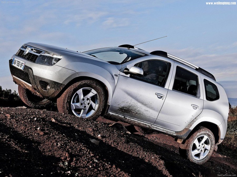 Dacia-Duster-2011-1280-20.jpg