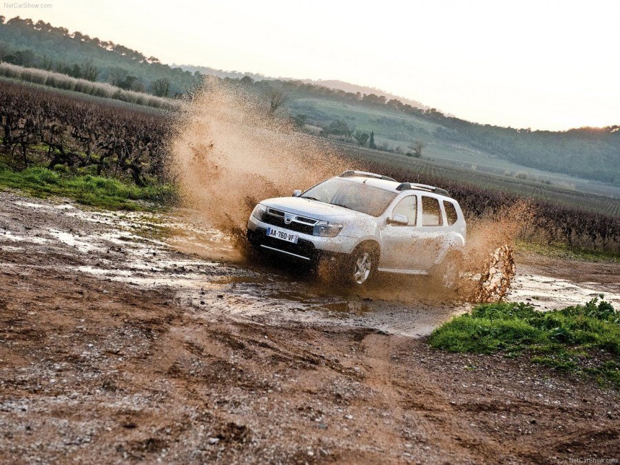 Dacia-Duster-2011-1280-2a.jpg