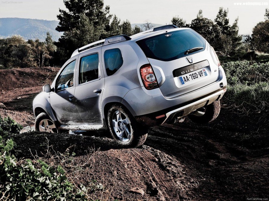 Dacia-Duster-2011-1280-2f.jpg