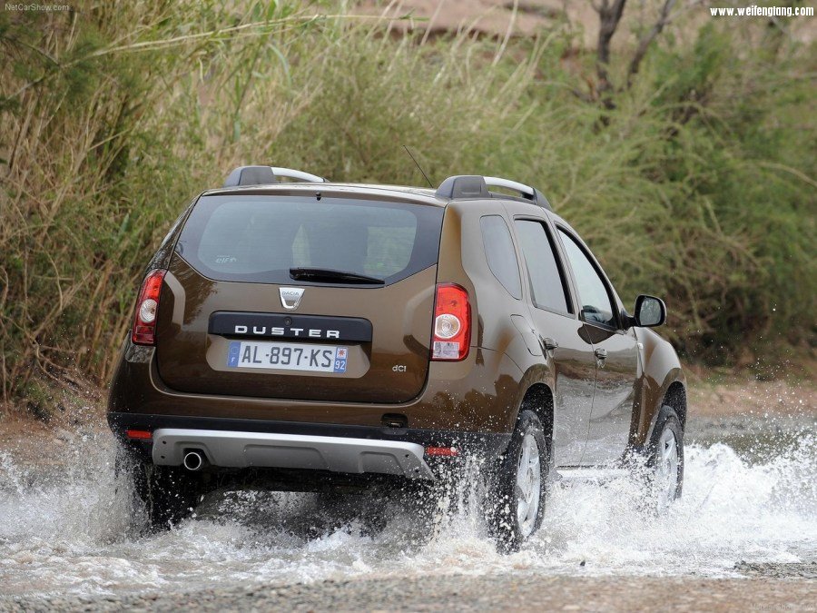 Dacia-Duster-2011-1280-30.jpg