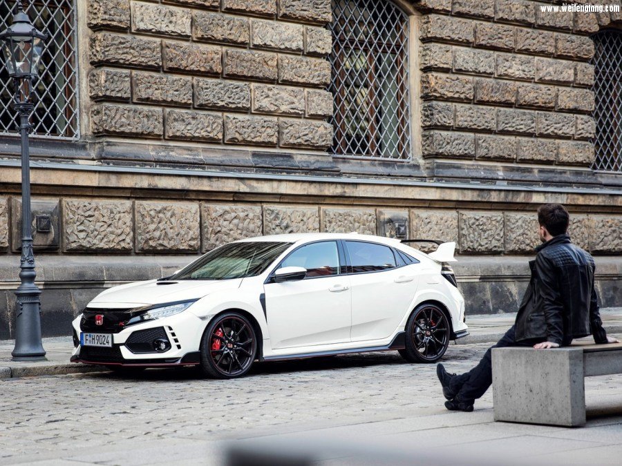Honda-Civic_Type_R-2018-1280-0b.jpg