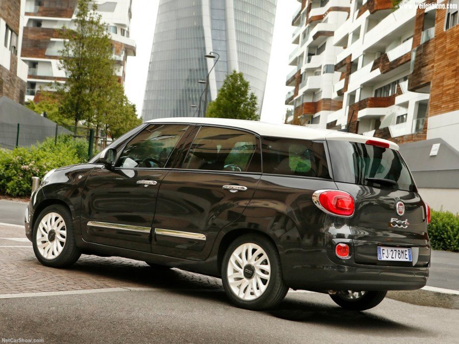 Fiat-500L_Wagon-2018-1280-04.jpg