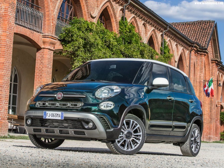 Fiat-500L_Cross-2018-1280-01.jpg