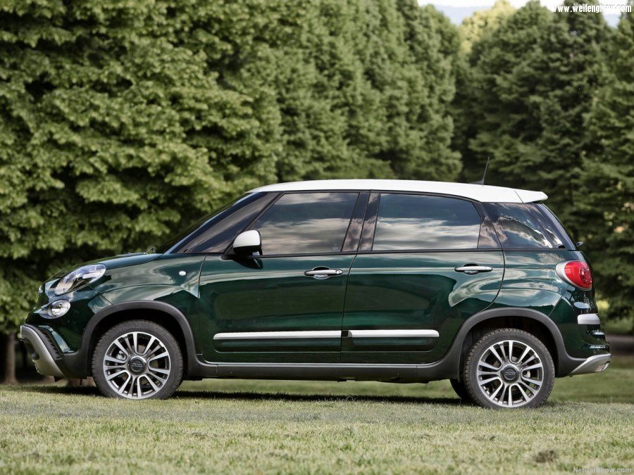 Fiat-500L_Cross-2018-1280-08.jpg