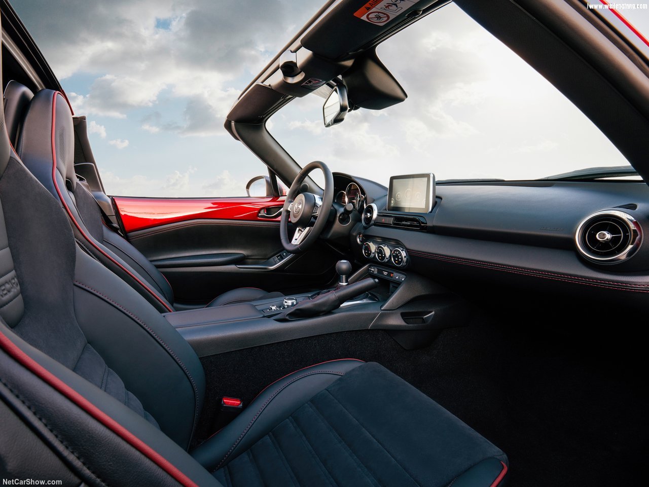 Mazda-MX-5_RF-2017-1280-9c.jpg