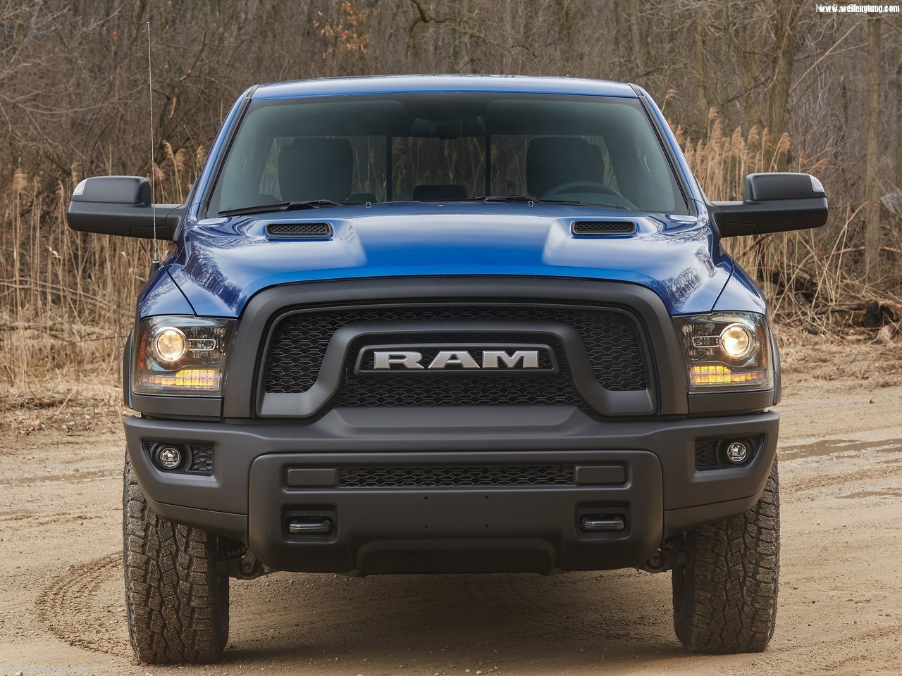 Ram-1500_Rebel_Blue_Streak-2017-1280-06.jpg
