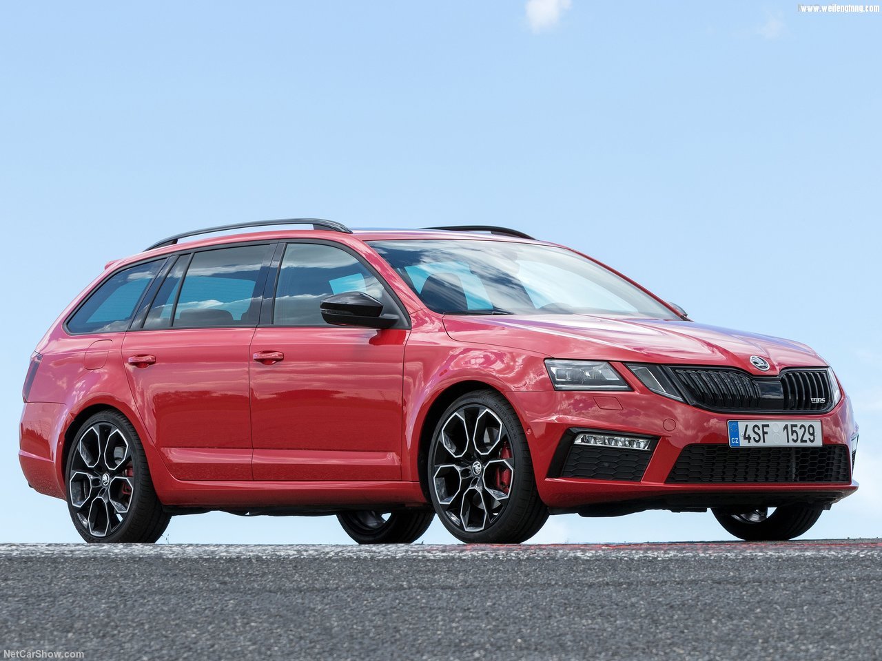 Skoda-Octavia_RS_245_Combi-2018-1280-03.jpg