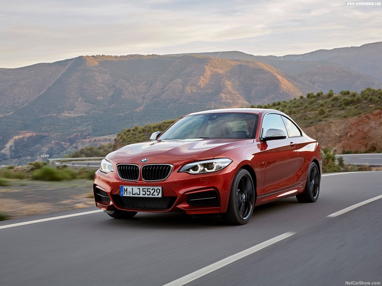 BMW-M240i_Coupe-2018-1280-0a.jpg