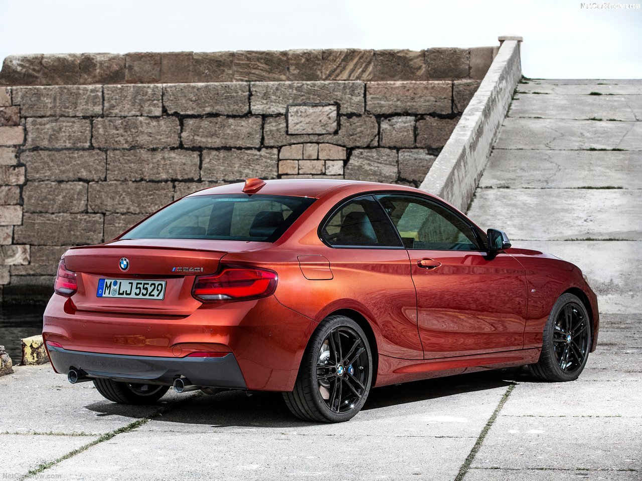 BMW-M240i_Coupe-2018-1280-0e.jpg