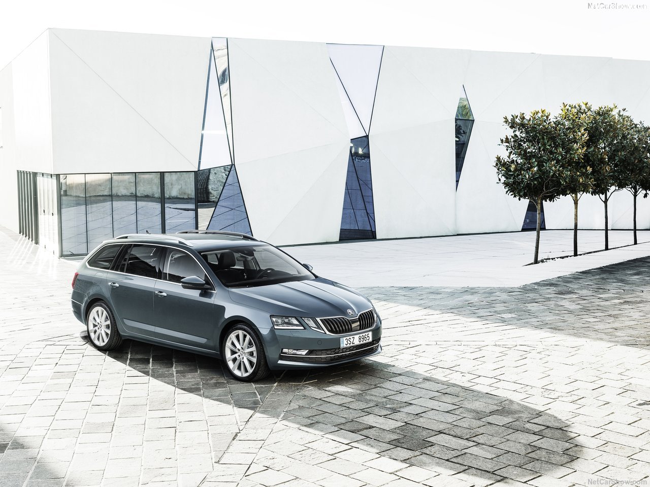 Skoda-Octavia_Combi-2017-1280-04.jpg