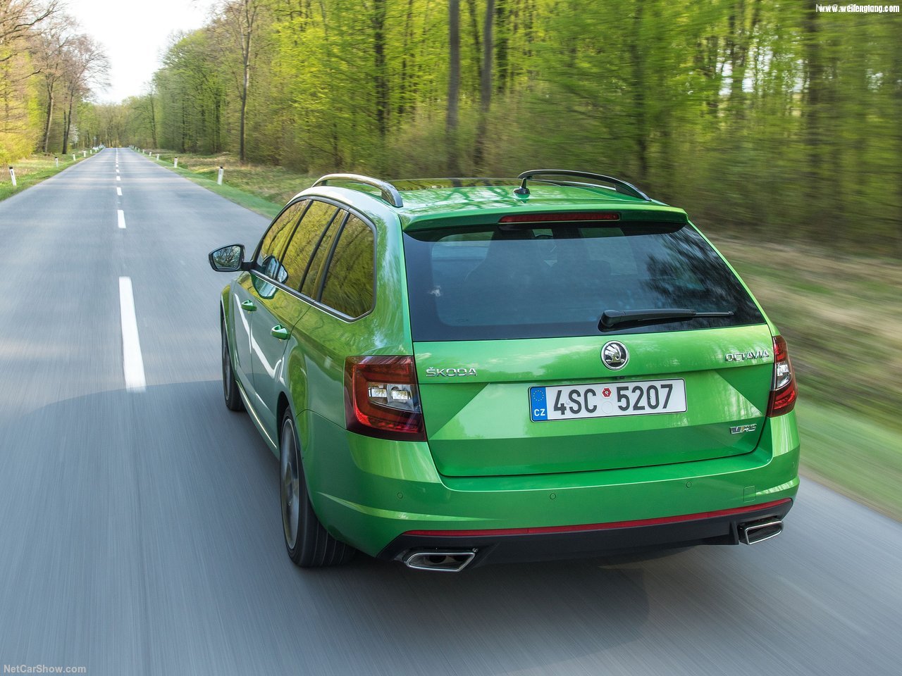 Skoda-Octavia_Combi_RS-2017-1280-15.jpg