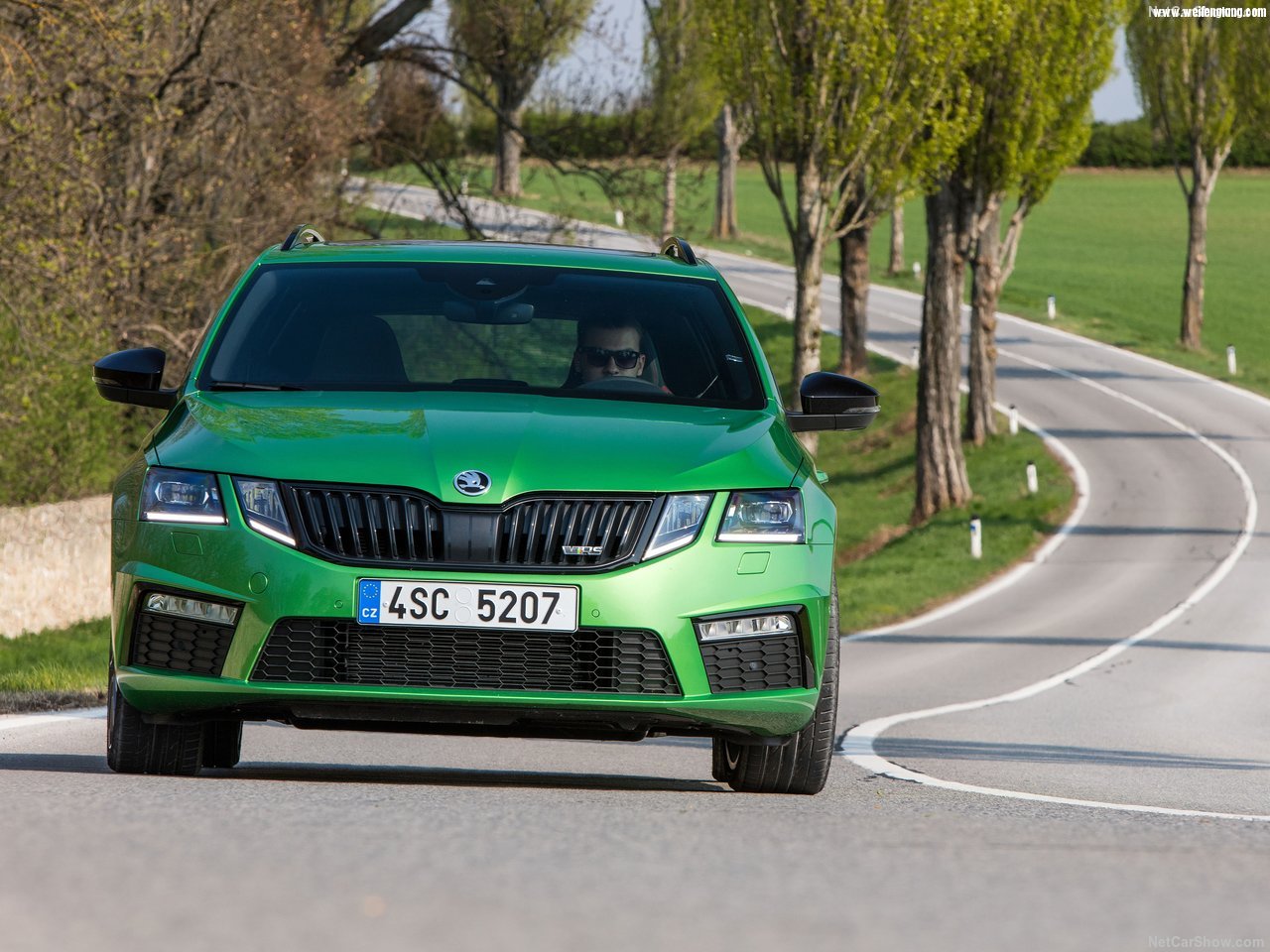 Skoda-Octavia_Combi_RS-2017-1280-1c.jpg