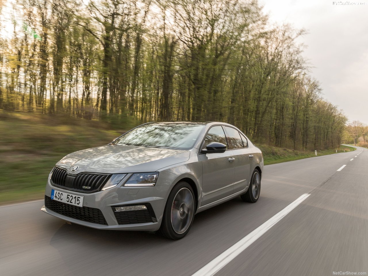 Skoda-Octavia_RS-2017-1280-0a.jpg