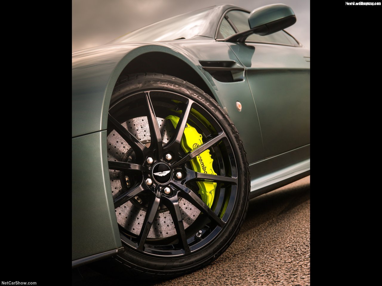 Aston_Martin-Vantage_AMR-2018-1280-1b.jpg