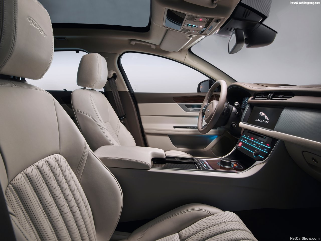 Jaguar-XF_Sportbrake-2018-1280-22.jpg