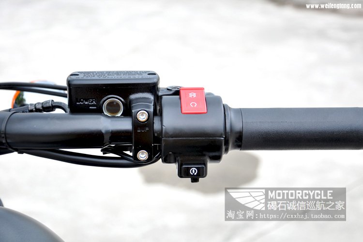 16年本田怒VT1300CX (10)改.jpg