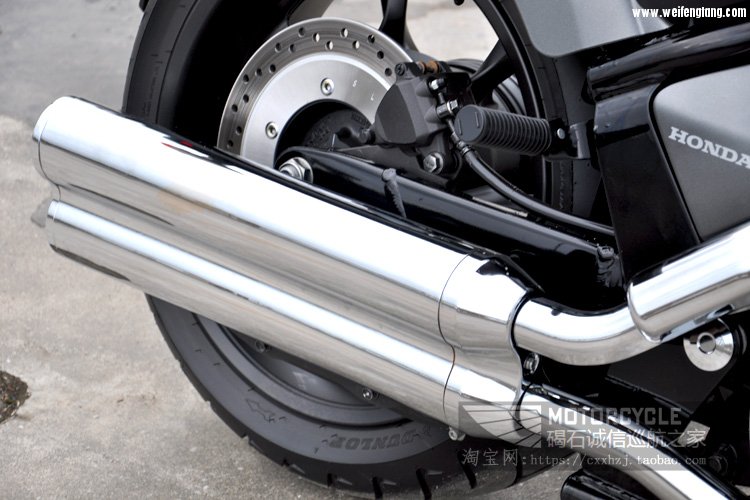 16年本田怒VT1300CX (15)改.jpg