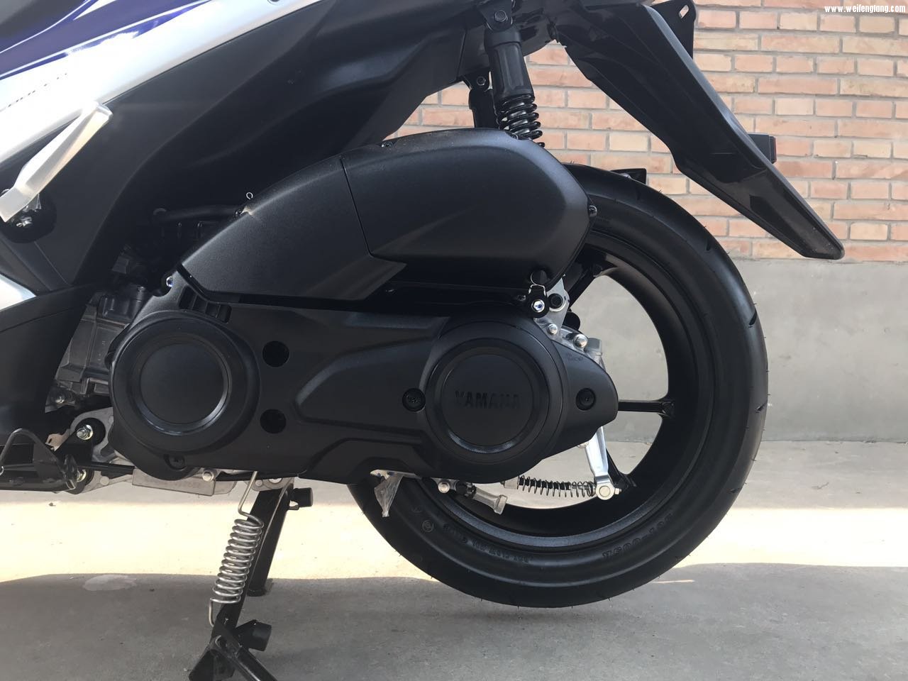 2017年6月18日更新 NVX155 蓝白4.jpg