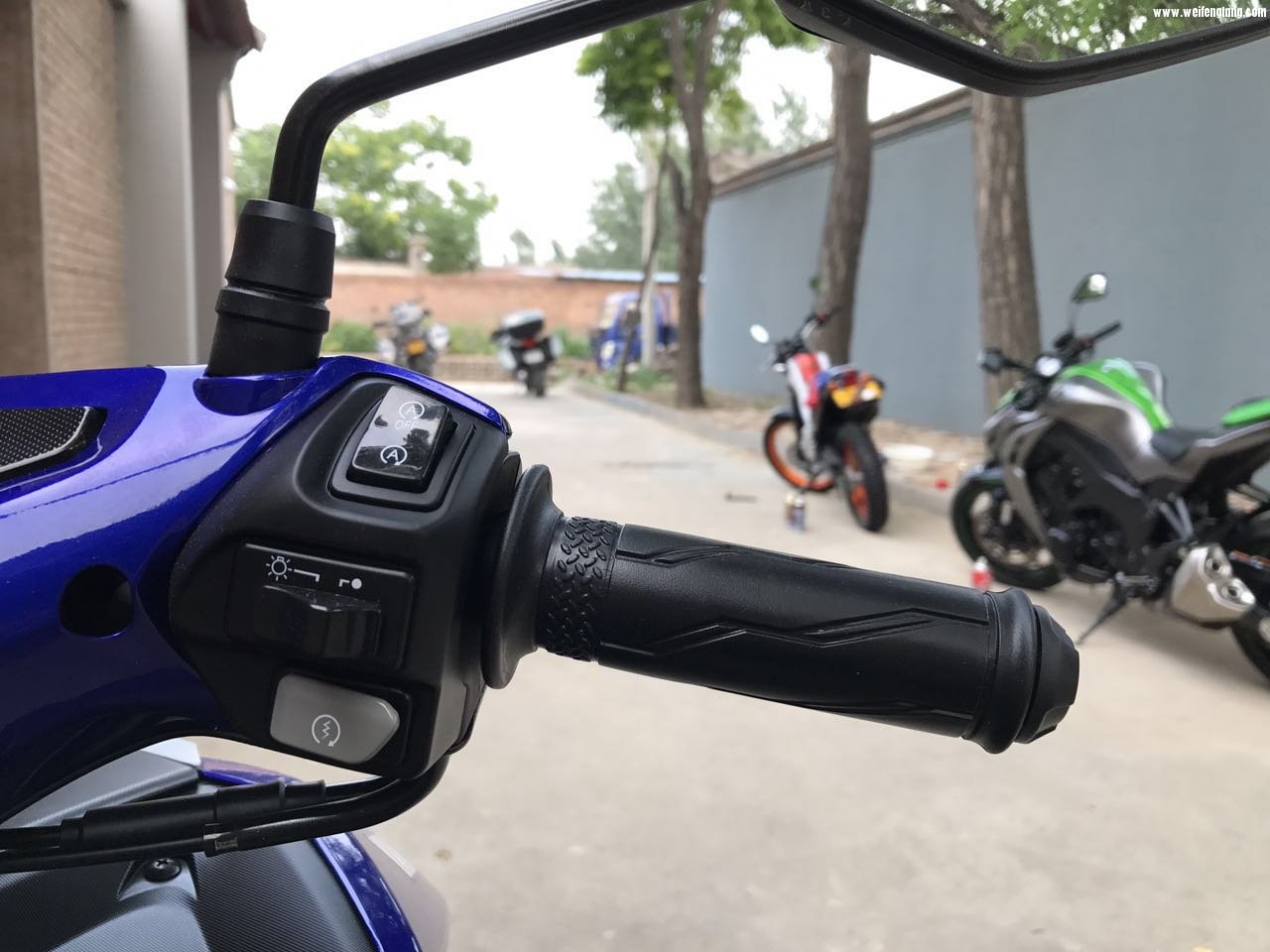 2017年6月18日更新 NVX155 蓝白26.jpg