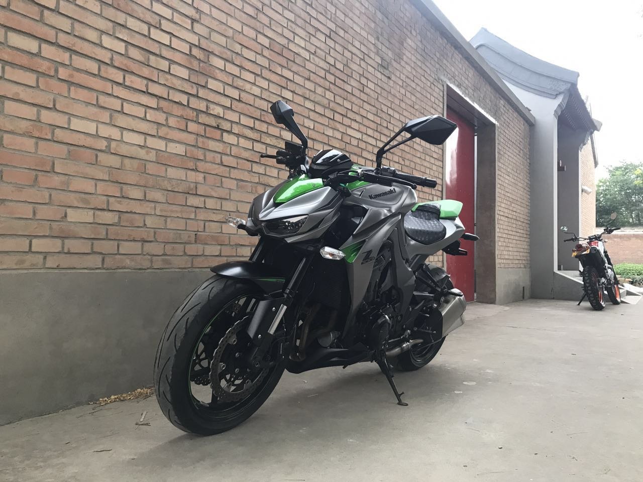 2017618ո Z1000 161.jpg