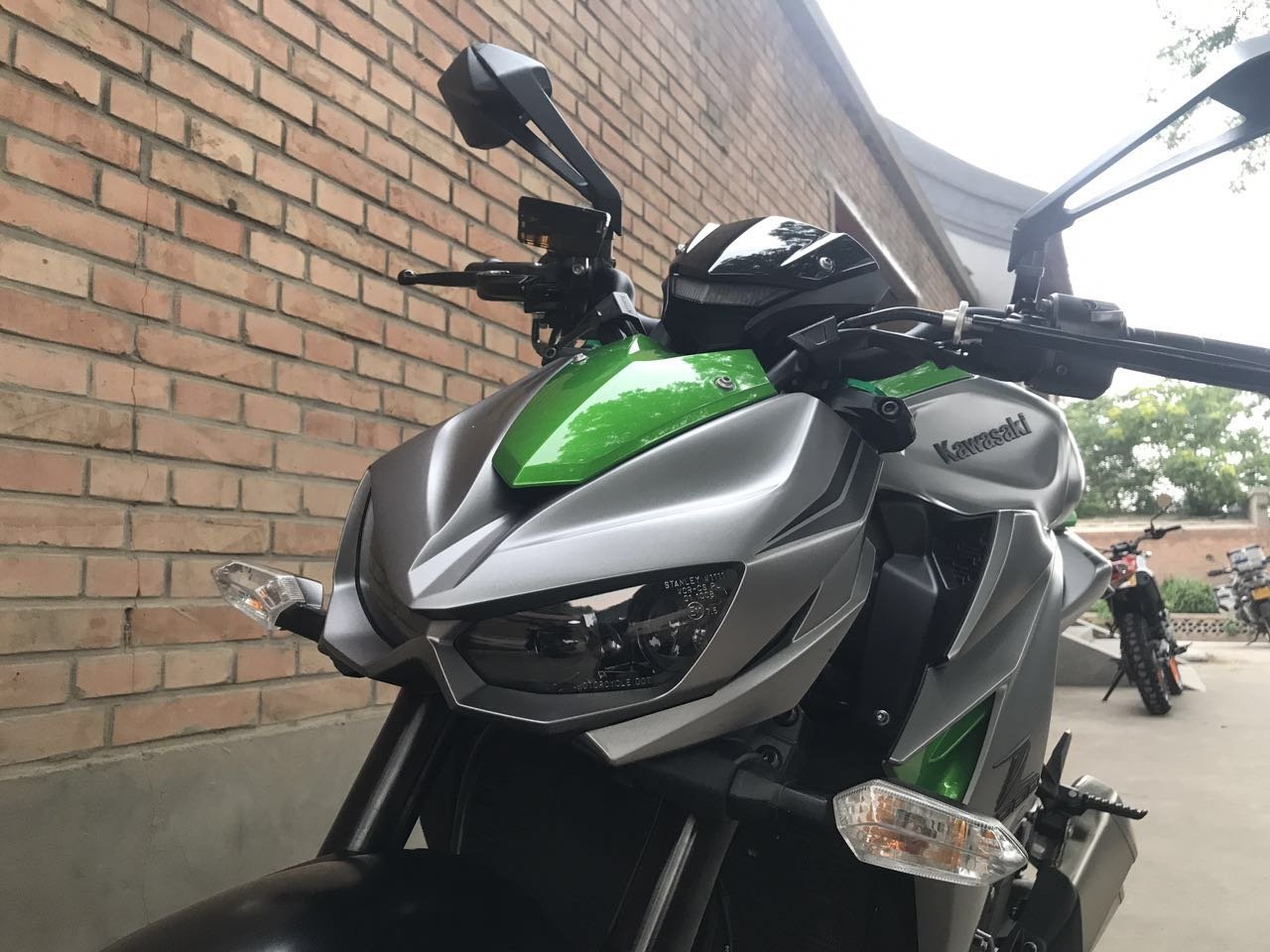 2017年6月18日更新 川崎Z1000 16款2.jpg