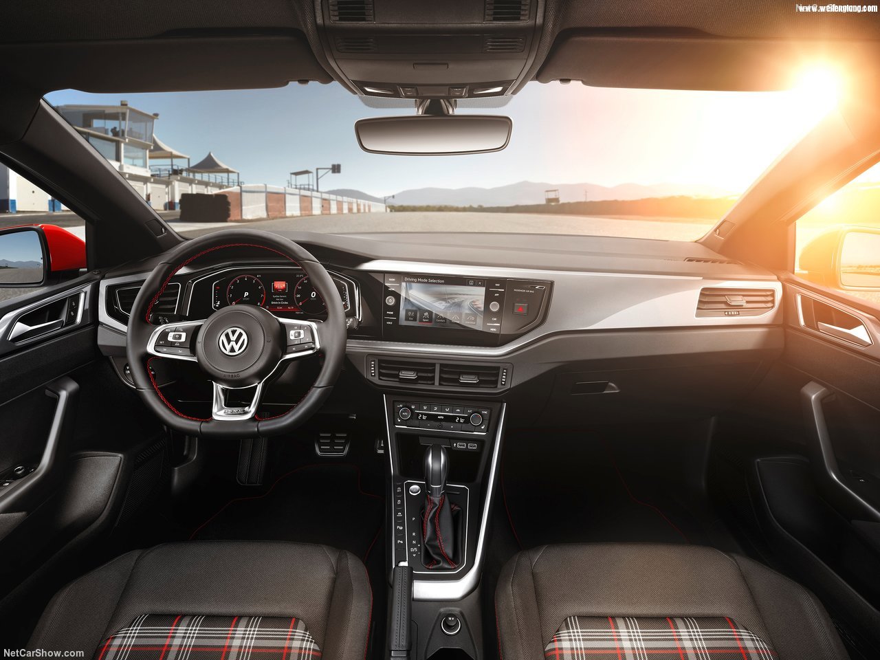 Volkswagen-Polo_GTI-2018-1280-0f.jpg