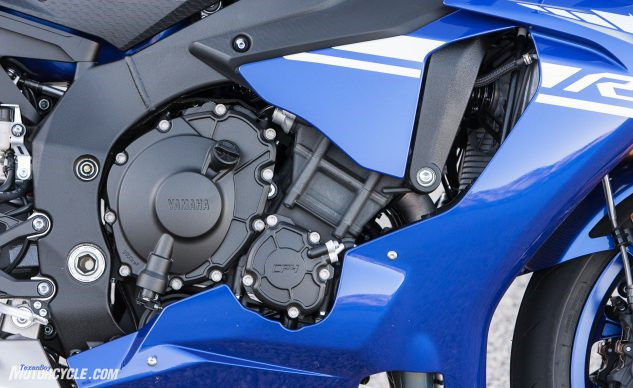 060817-2017-superbike-shootout-Yamaha-R1-7746-633x388.jpg