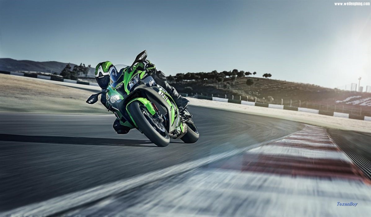 2016-kawasaki-zx-10r-15.jpg