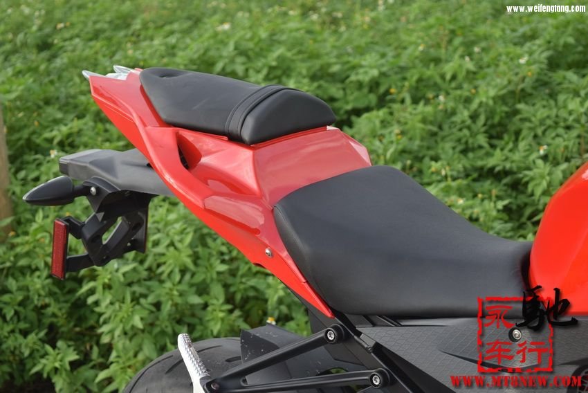 201918m04fan9nfvdfx415.jpg