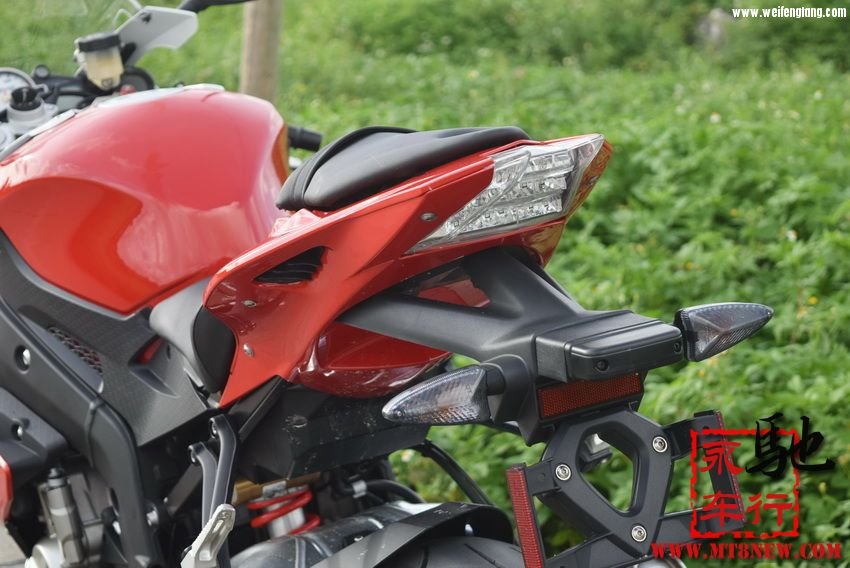 201927oc14iv1e55vidre1.jpg