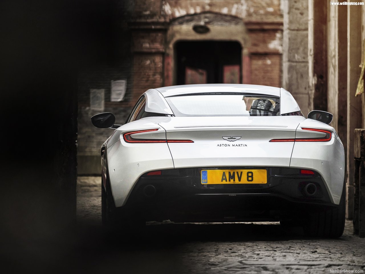 Aston_Martin-DB11_V8-2018-1280-08.jpg