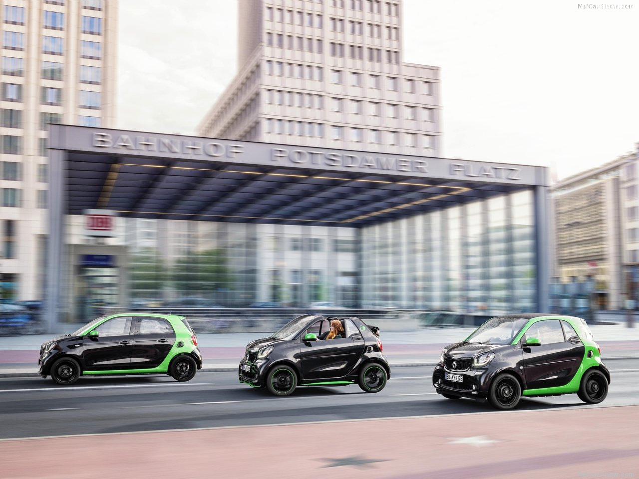 Smart-fortwo_Cabrio_electric_drive-2017-1280-34.jpg
