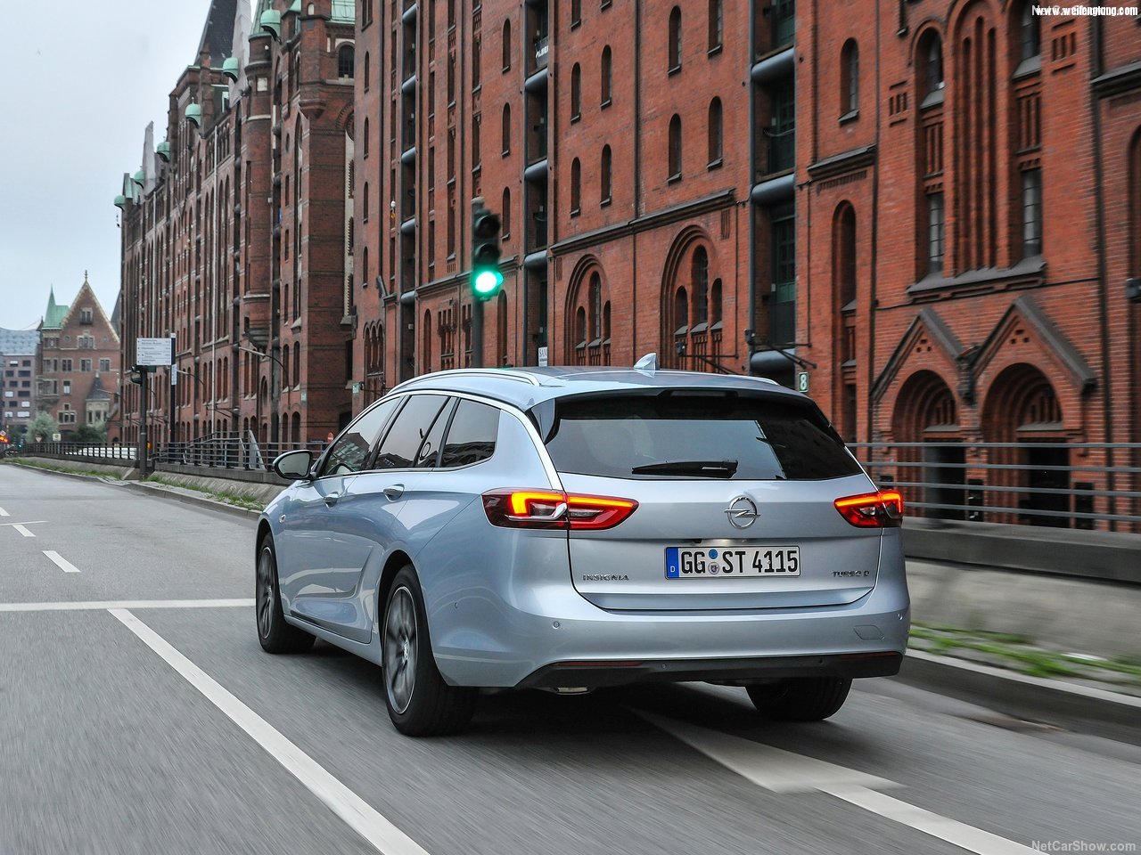 Opel-Insignia_Sports_Tourer-2018-1280-27.jpg