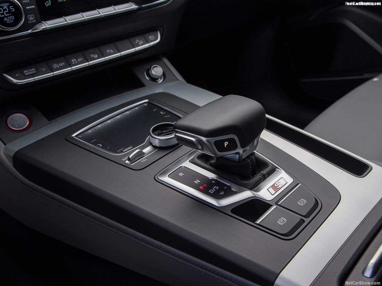 Audi-SQ5_3.0_TFSI-2018-1280-6f.jpg