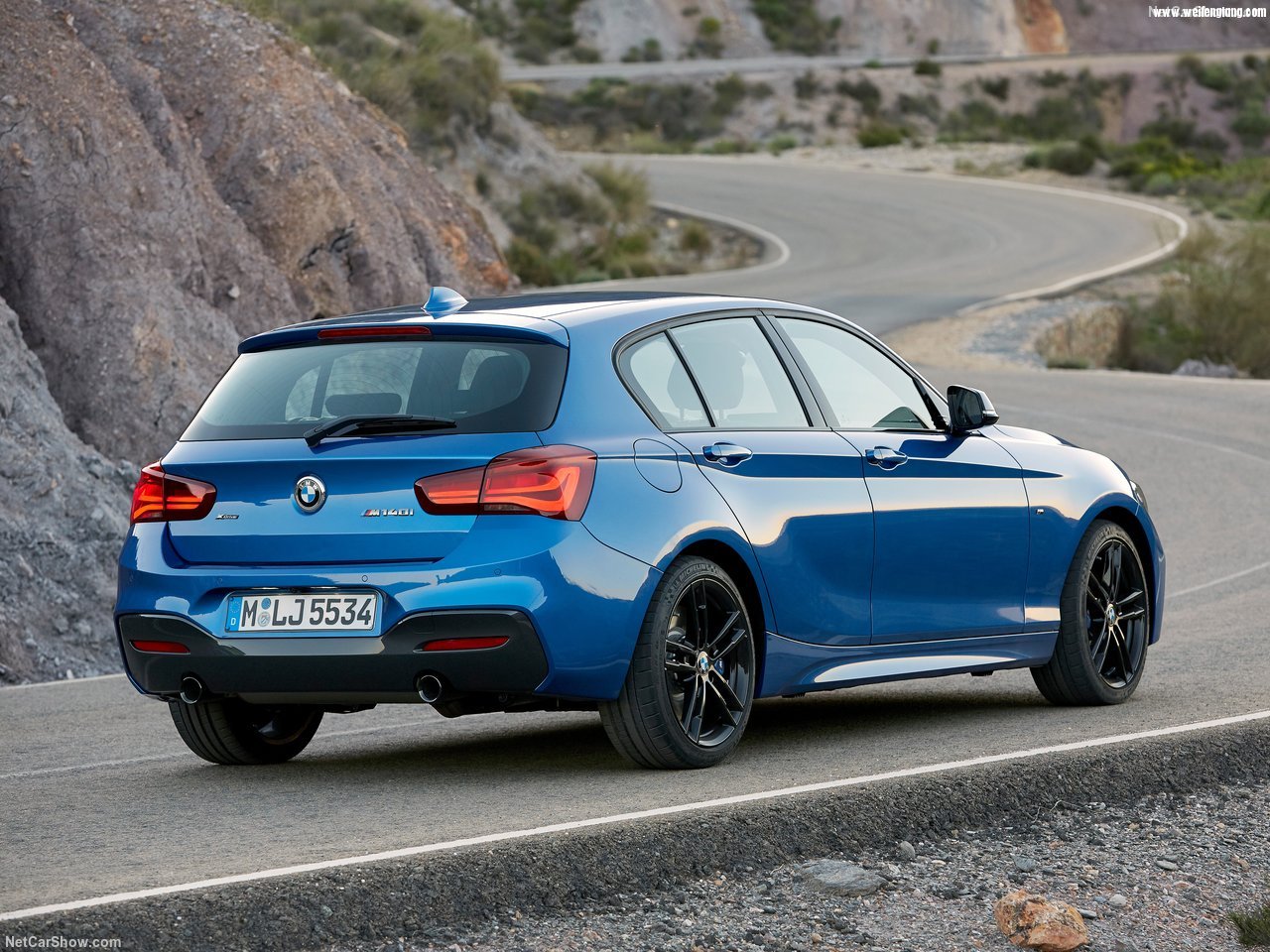 BMW-M140i-2018-1280-0d.jpg
