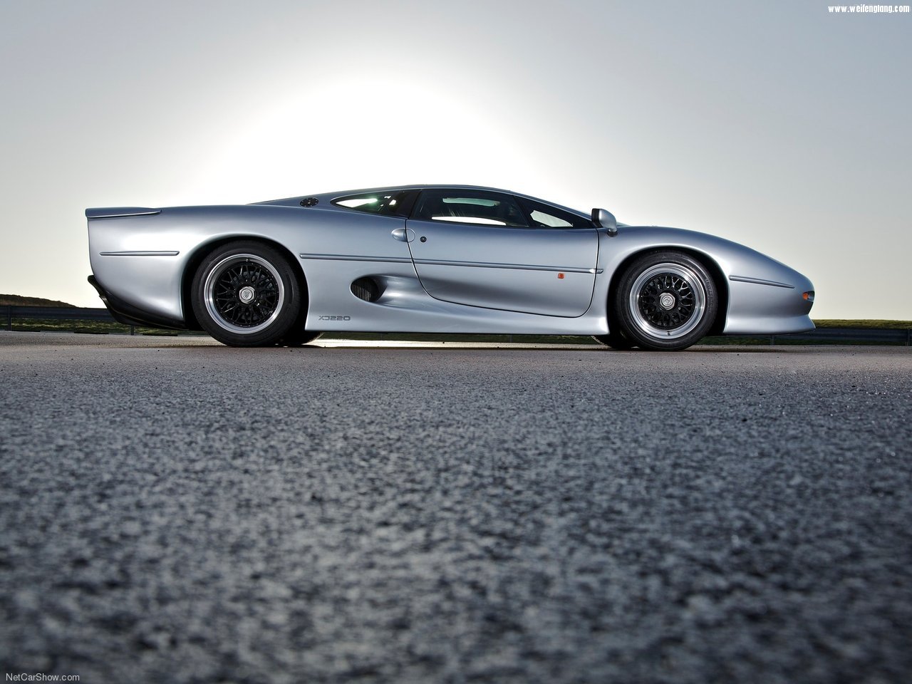Jaguar-XJ220-1992-1280-07.jpg