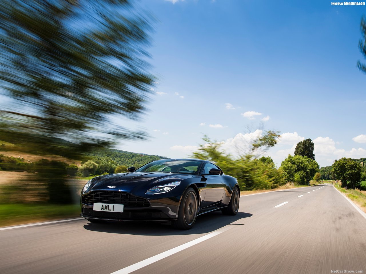 Aston_Martin-DB11-2017-1280-43.jpg
