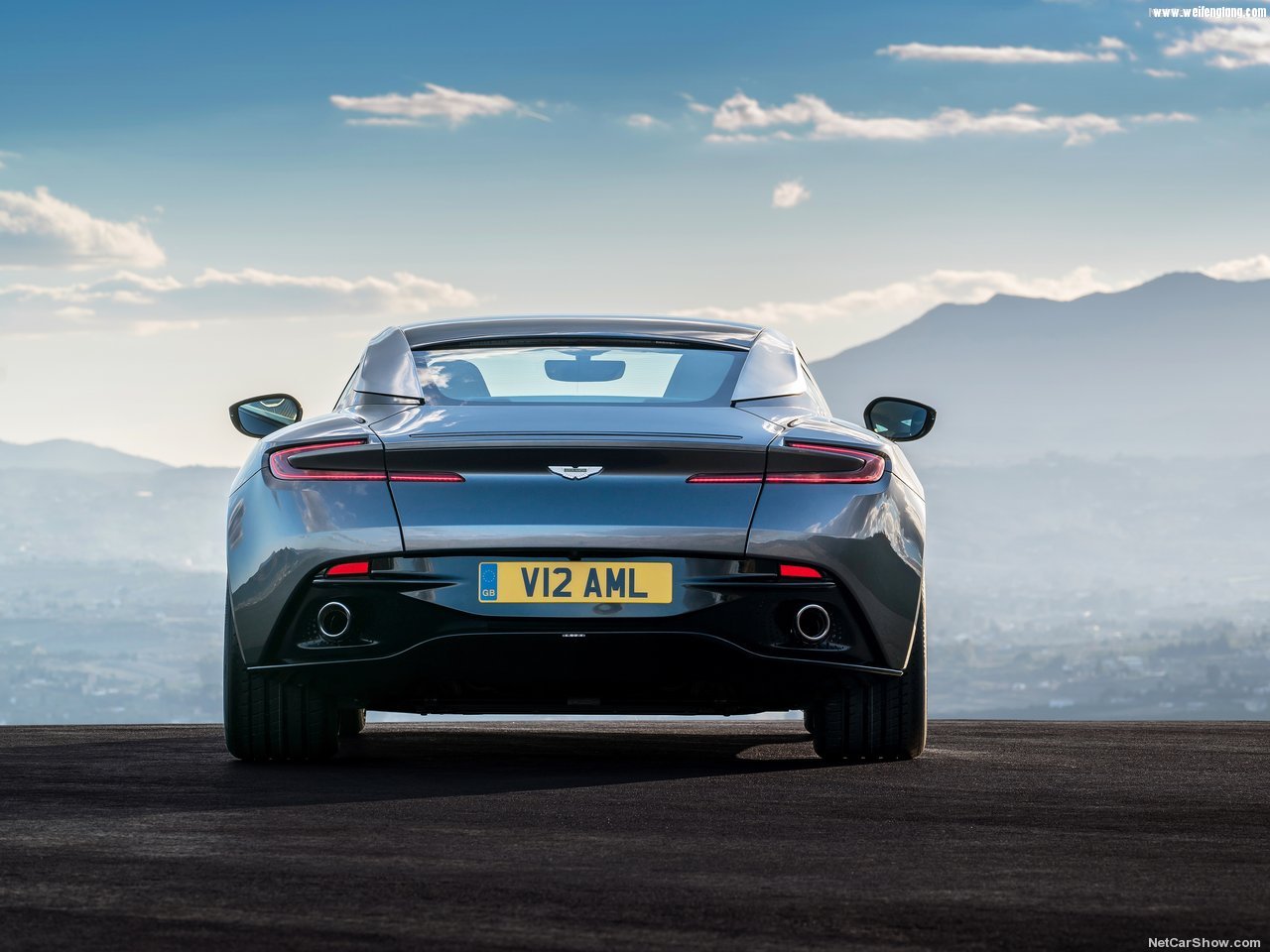 Aston_Martin-DB11-2017-1280-8a.jpg