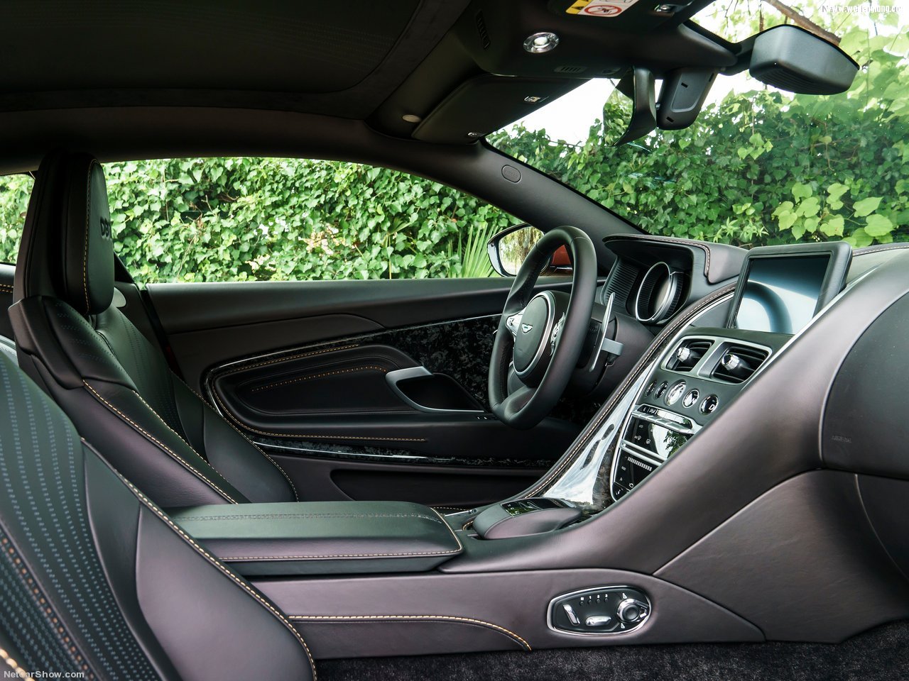 Aston_Martin-DB11-2017-1280-9a.jpg