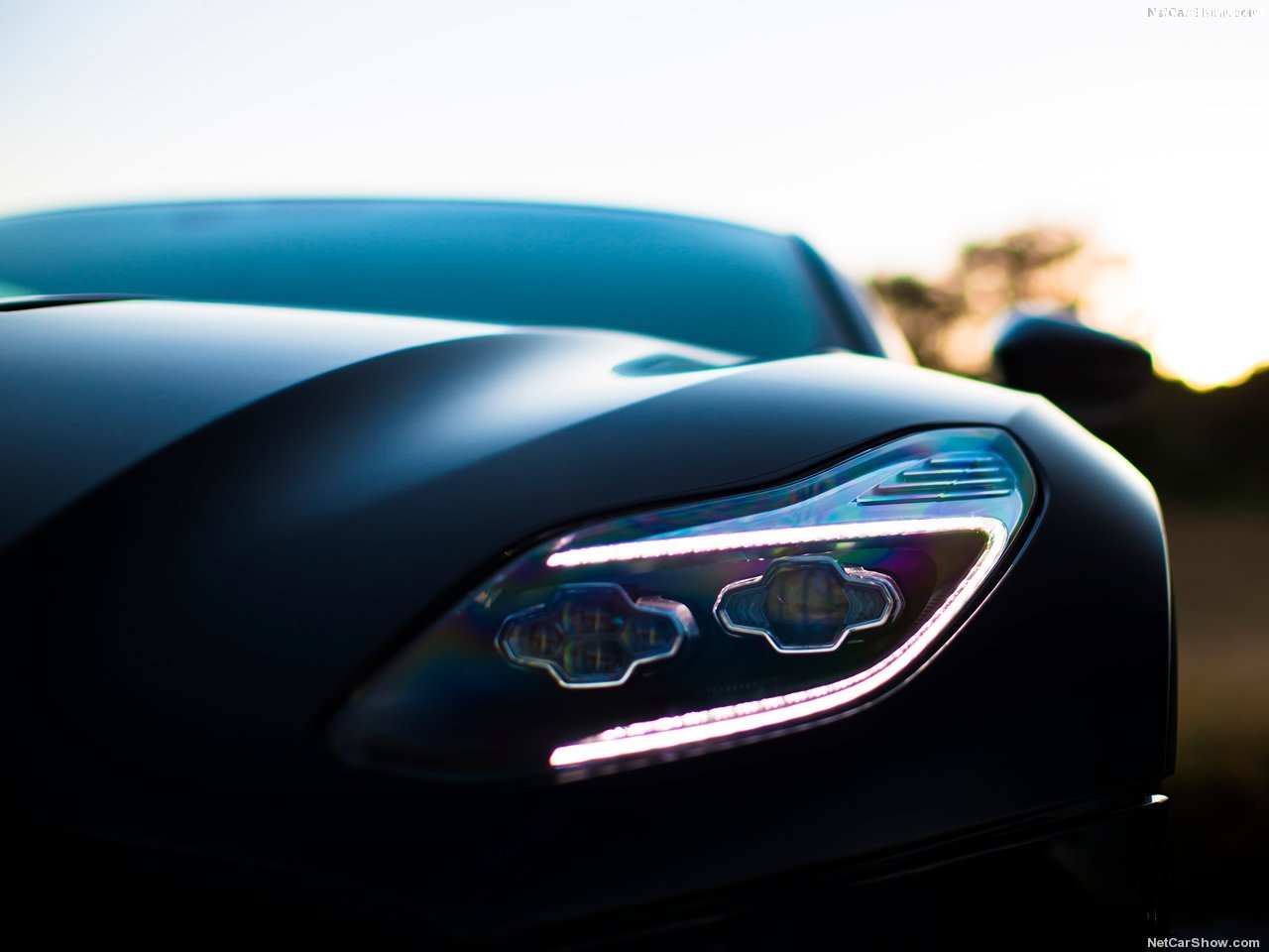 Aston_Martin-DB11-2017-1280-c5.jpg