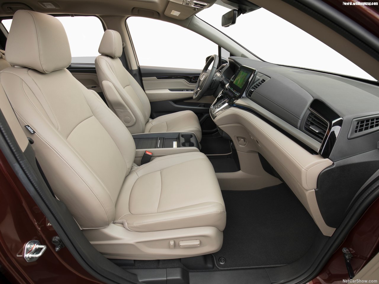 Honda-Odyssey-2018-1280-6d.jpg