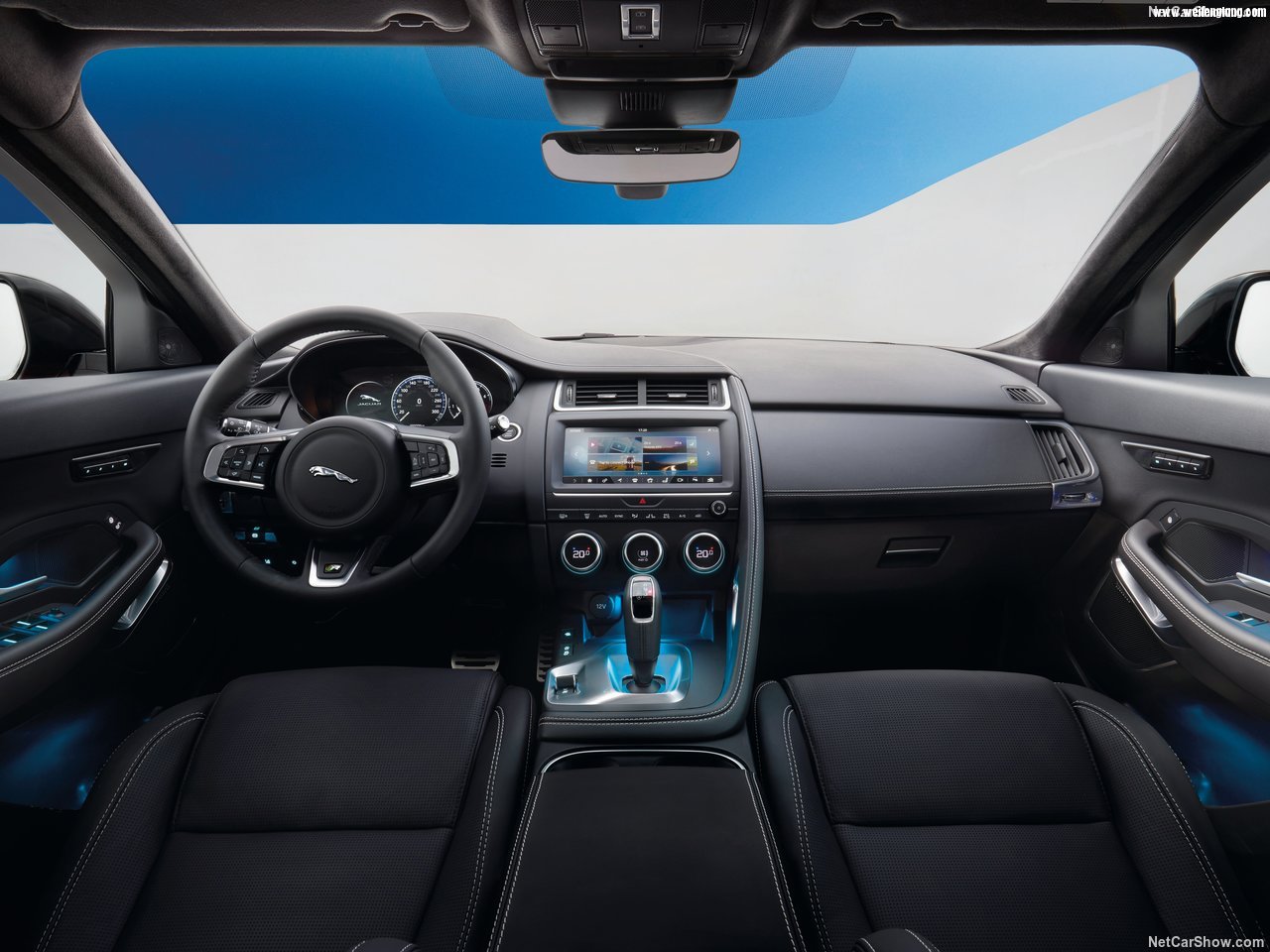 Jaguar-E-Pace-2018-1280-23.jpg