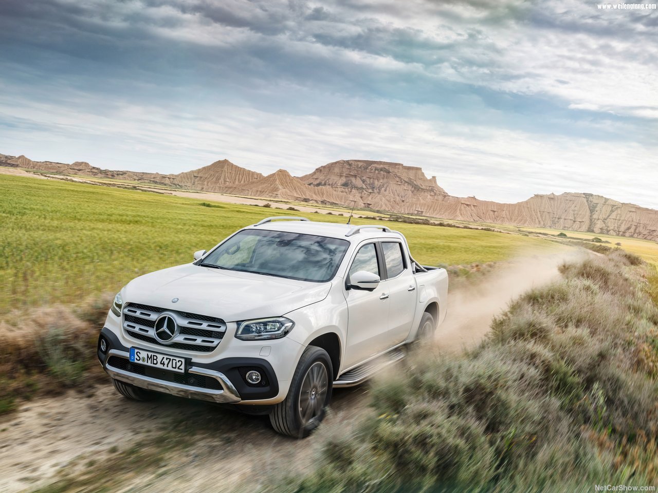 Mercedes-Benz-X-Class-2018-1280-15.jpg