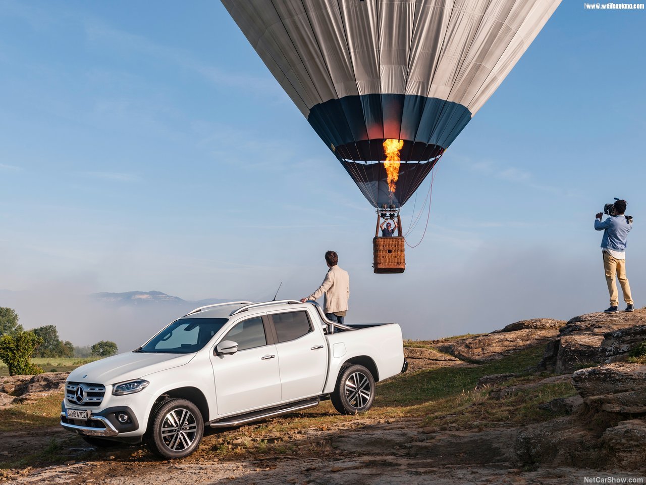Mercedes-Benz-X-Class-2018-1280-17.jpg